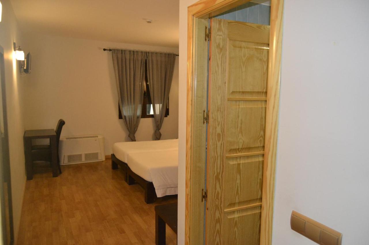 Hotel El Tratado Тордесильяс Экстерьер фото