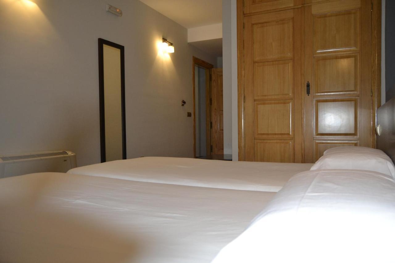 Hotel El Tratado Тордесильяс Экстерьер фото
