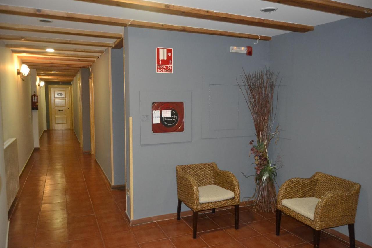 Hotel El Tratado Тордесильяс Экстерьер фото